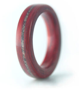 eco-friendly wooden rings